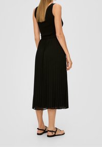 s.Oliver BLACK LABEL A-linjekjol - black