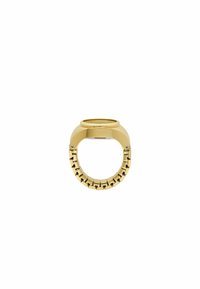 Guldtonet ur med en glat bezel og integreret ledarmbånd. Har en poleret overflade og et unikt åbent design.