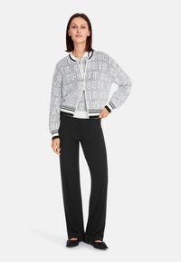 Marc Cain Strickjacke - white and black