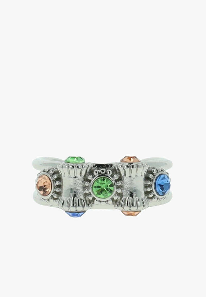 Bague en argent présentant quatre cristaux ronds de couleurs variées : vert, bleu et orange. Bande texturée avec des accents en relief.