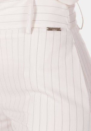 MIMI MUA, PANTALONE - Pantaloni - bianco