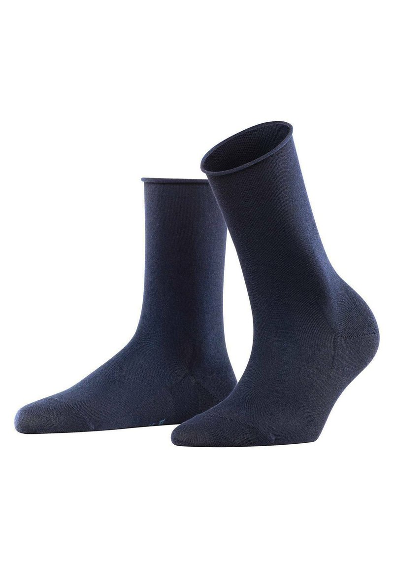 Granatowe bawełniane skarpetki o gładkiej fakturze, o wysokości do połowy łydki, z wzmocnionymi piętą i palcami. Prosty wzór, bez nadruków ani ozdób.