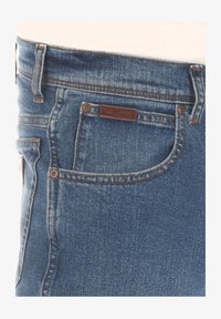 Geselecteerd, blue sky