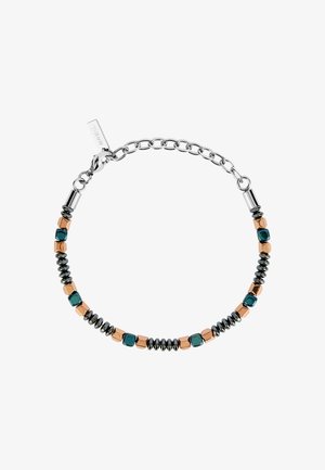 Sølv kædearmbånd med vekslende små rosaguld terninger, teal firkantede perler og mørke metalliske runde spacere, der har en kliklås.
