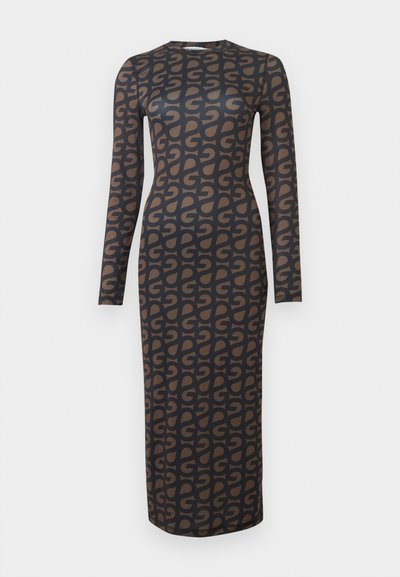 Φορεμα με μακριά μανίκια σε εφαρμοστή γραμμή από μαύρο ύφασμα διακοσμημένο με επαναλαμβανόμενο καφέ γεωμετρικό μοτίβο, με στρογγυλή λαιμόκοψη και τελείωμα μέχρι τον αστράγαλο.