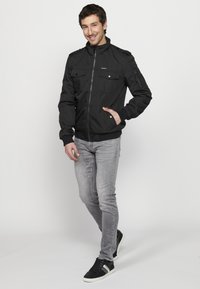 Koroshi Bomber dzseki - black