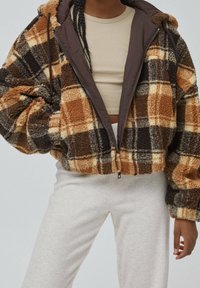 PULL&BEAR Giacca in pile - dark brown