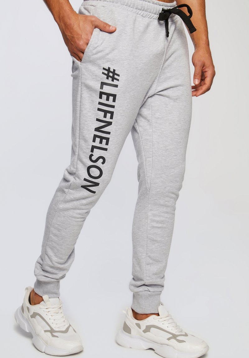 Leif Nelson GYM Tracksuit bottoms grau schwarz/grey Zalando.de