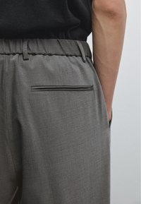 Thumbnail Image 5