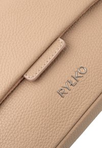 RYŁKO Borsa a tracolla - beige