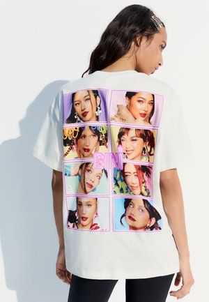 Bershka, PRINT T-SHIRT BINI - T-shirt imprimé - white