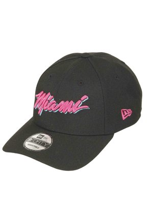 Casquette 9SEVENTY Stretch Snap Miami Heat NBA Statement Rouge foncé | NEC FR