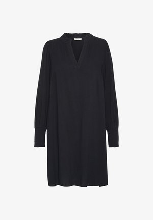 Melna kleita ar V veida izgriezumu un savilktu apkakli, garām pūkainām piedurknēm ar elastīgām aprocēm, izgatavota no strukturēta auduma, līdz ceļiem.