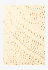 Seleccionado, Ivory