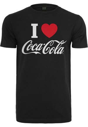 Musta puuvillane T-särk, millel on valge ja punane tekst "I ❤️ Coca-Cola", ümmargune kaelus ja lühikesed varrukad.