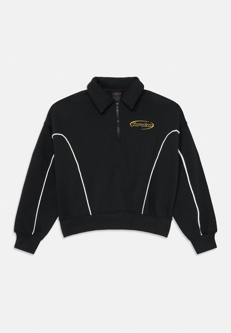 Felpa nera corta con colletto a zip a quarto, dettagli in piping bianco e logo giallo sul petto. Tessuto morbido con maniche lunghe.