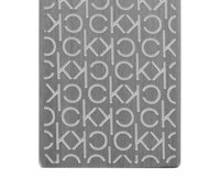 Metal rektangel med en børstet sølvfinish, der har et prægede "CK"-designmønster i et gitterlayout. Glat tekstur med afrundede hjørner.