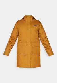 Selected, shelter brown