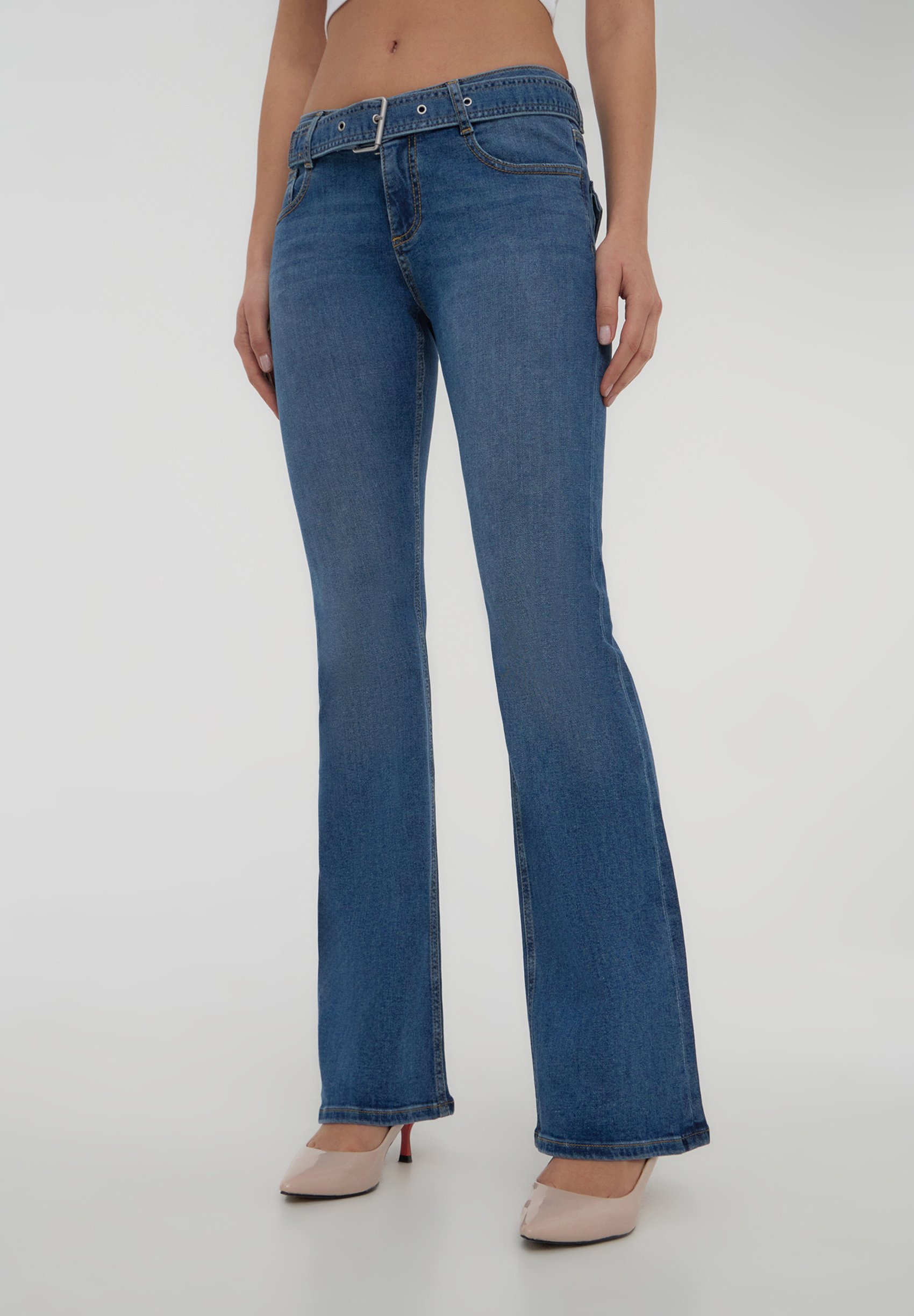 Jeans Donna Boot Cut Blu Scuro - Vita Bassa, Taglio Aderente E Stile Svasato Per Look Casual E Alla Moda - Foto 5