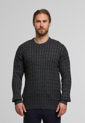- Sweter