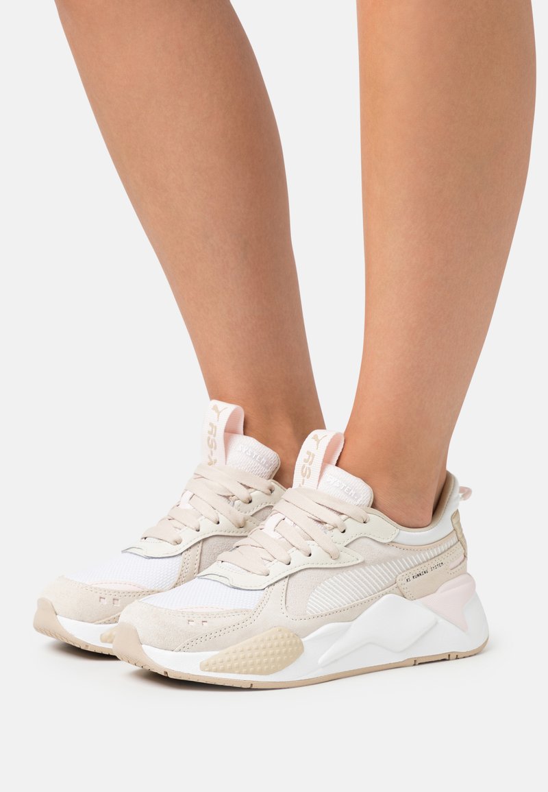 Puma RS-X REINVENT - Baskets basses - frosty pink/white
