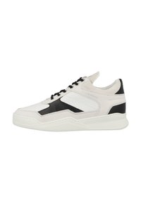 LOW TOP GHOST PANELED - Zapatillas - white/black