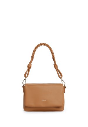 Borsa a tracolla in pelle marrone con manico intrecciato e chiusure in argento, forma rettangolare, piccolo logo "MIRAGE" sulla patta frontale.