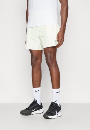 Krótkie spodenki sportowe