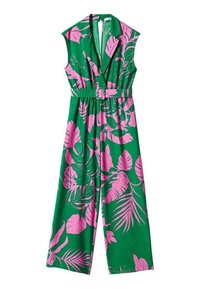 Combinaison verte avec motif de feuilles tropicales roses, design sans manches, taille ceinturée, jambes larges et décolleté en V. Texture de tissu lisse.