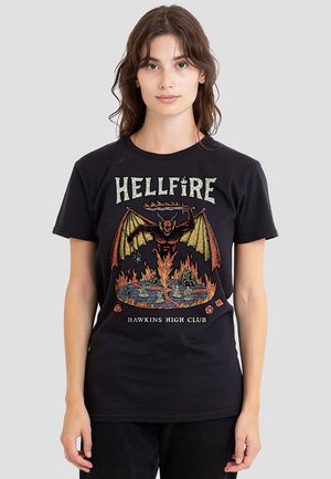 STRANGER THINGS VINTAGE HAWKINS HIGH HELLFIRE - T-Shirt print - black