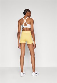 adidas Performance TECHFIT SHORT - Legingi - semi spark