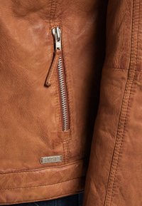 Mustang Veste en cuir - brown