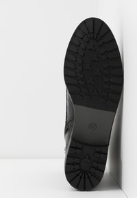 Caprice Stivaletti stringati - black
