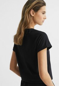 Reiss REGULAR FIT - LUANA czarny