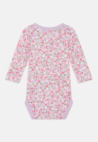 Bodysuit za dojenčke z dolgimi rokavi iz mehkega bombaža s pastelnim cvetličnim vzorcem v roza, vijolični in zeleni barvi. Ima lila ovratnik in klapke za zapiranje.
