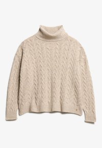 Suéter de punto beige con cuello alto, que presenta un patrón de trenzas, y puños, cuello y dobladillo acanalados. Textura suave con un corte relajado.