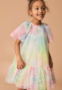 Next REGULAR FIT - Vestido informal - rainbow tie dye