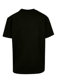 Sort kortærmet T-shirt lavet af bomuld med rund hals, afslappet pasform og ensfarvet bag uden yderligere mønstre eller detaljer.