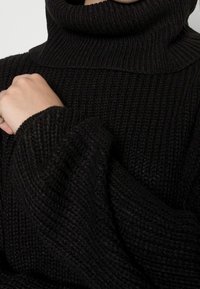 Vero Moda Maglione - black