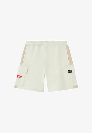 Shorts elasticizzati color avorio con pannelli laterali beige, due tasche frontali con pattina, una con logo EA7 Emporio Armani rosso e una con logo nero.