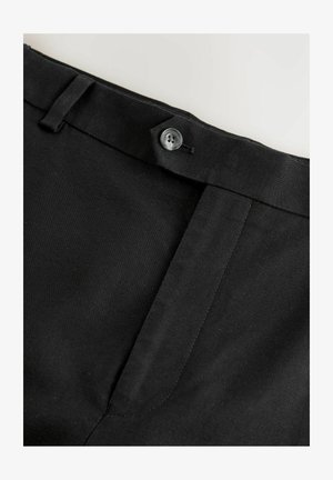 Sorte bomuldsbukser med flad front, knaplukning og syede detaljer, med en glat tekstur og lige pasform.