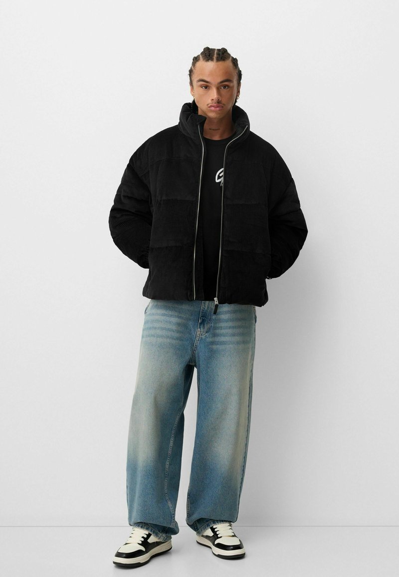 Bershka Winterjas zwart