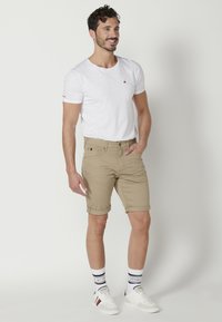 Koroshi STRETCH STRET - Short en jean - camel