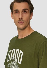 s.Oliver - T-shirt z nadrukiem