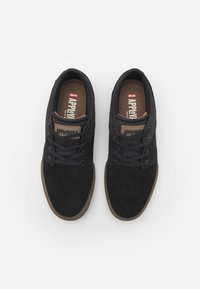 Globe MAHALO - Sneaker low - black