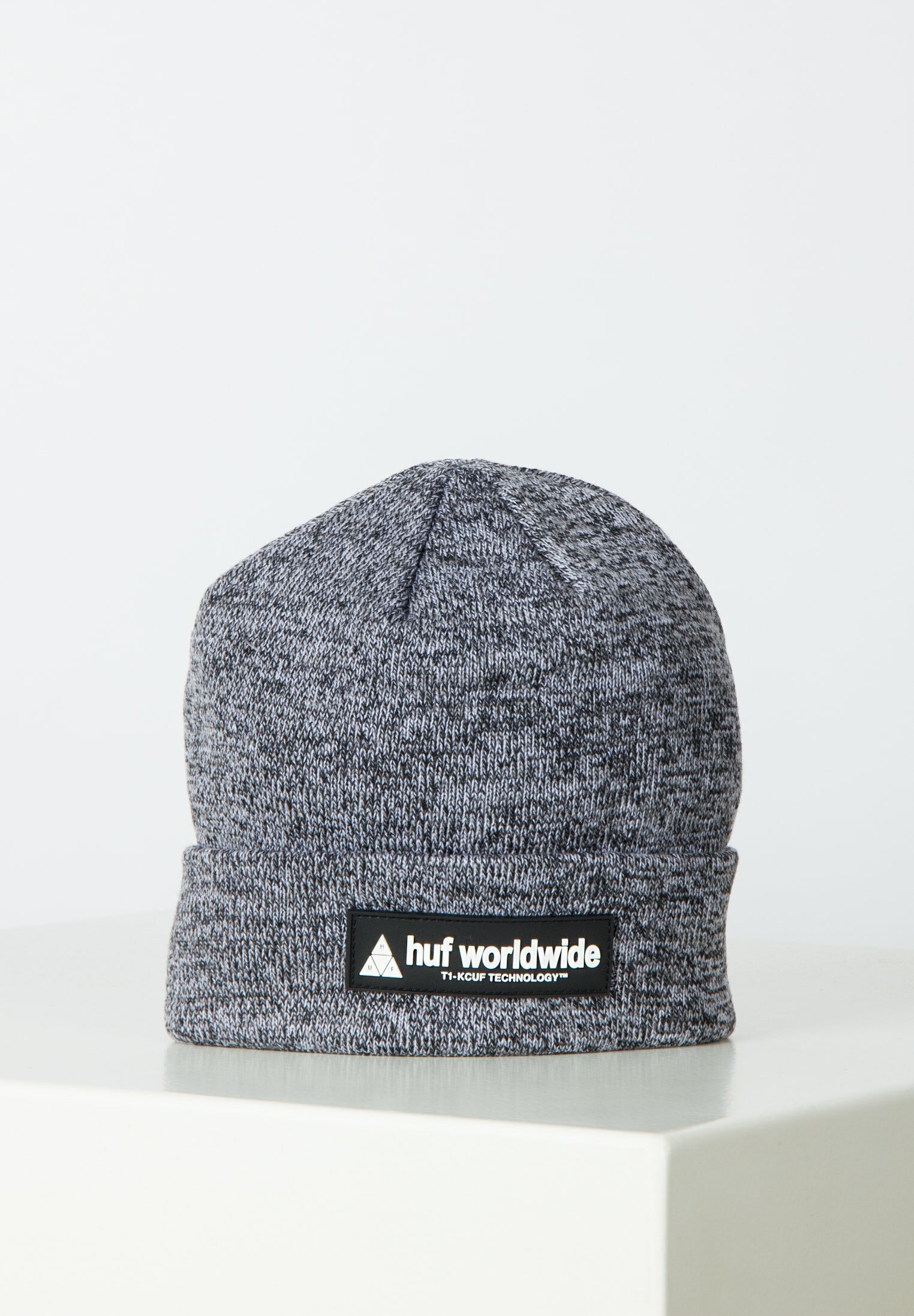bonnet huf noir