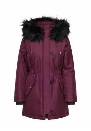 Burgunderfärgad parka med huva av svart konstpäls, åtsittande midja, två framfickor och knäppning med knappar. Mjuk, vattenavvisande material.