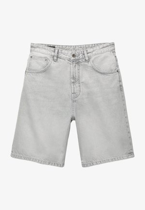 Lichtgrijze denim shorts met een recht gesneden pasvorm, vijf zakken en knoopsluiting. Bevat subtiele vervaging en een gladde textuur.