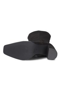 Notre-V Laarzen - zwart