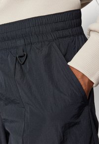 Columbia BOUNDLESS ADVENTURE™ PANT - Calças para exterior - black